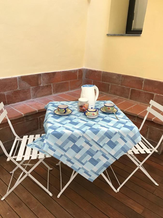 Incantevole Monolocale Con Giardino 卢卡 外观 照片